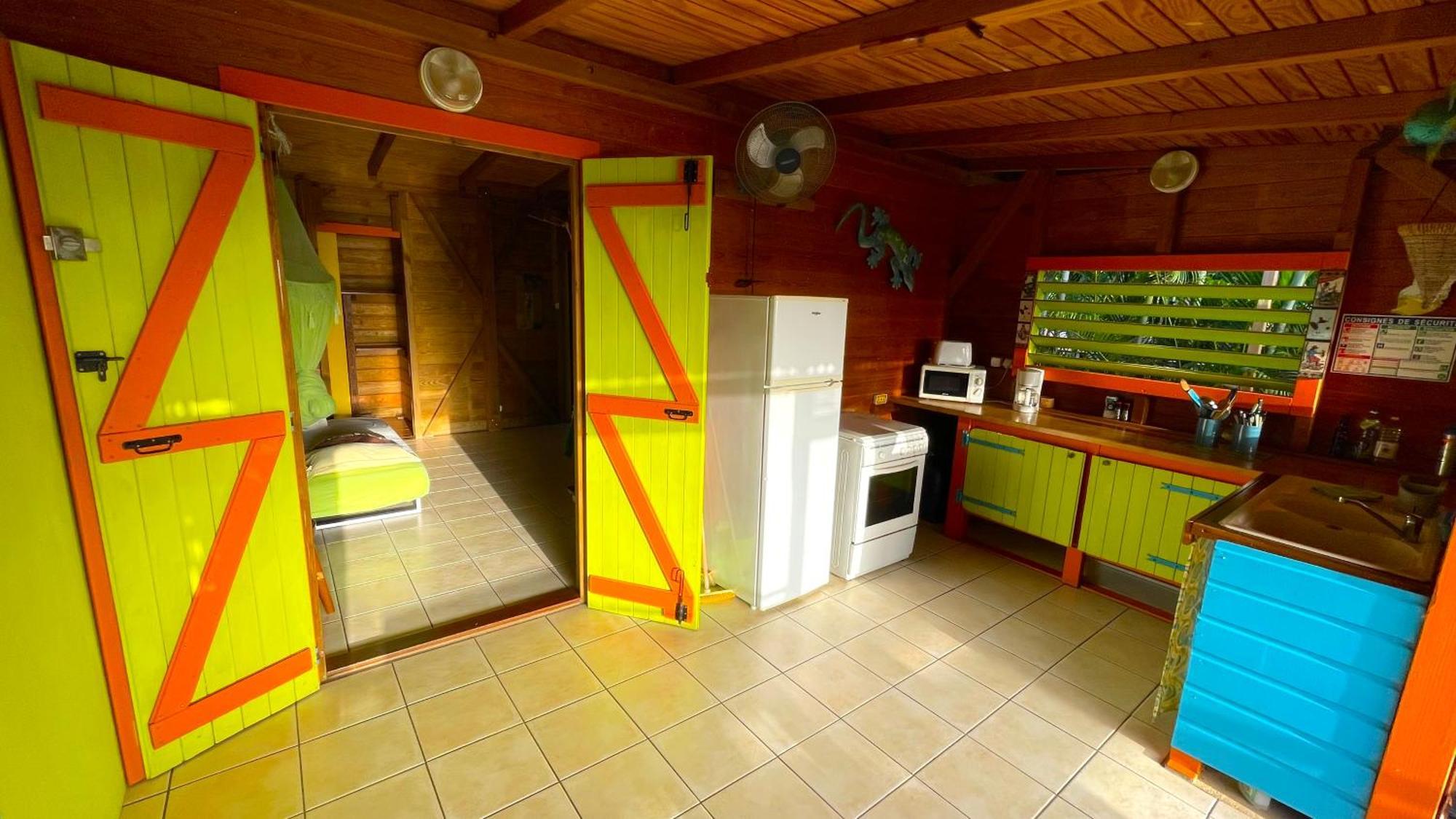 Gites Les Calebassiers Deshaies Exterior photo